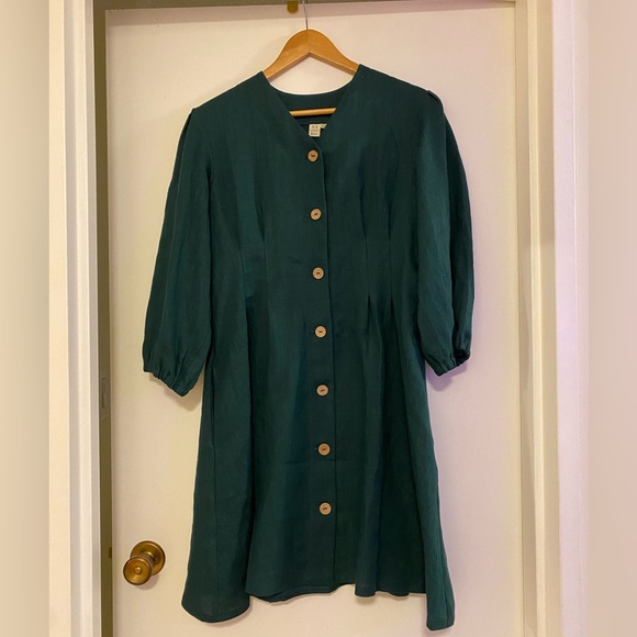 OldLinenMill emerald green linen 3/4 puff sleeve button-down dress. - Picture 4 of 7